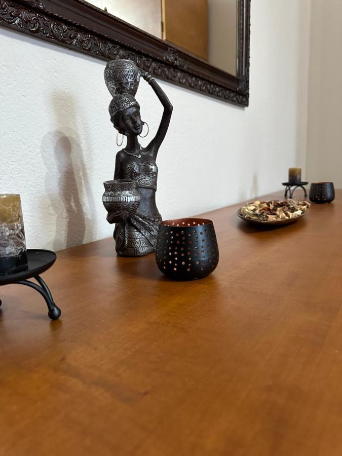 Villa Malo Guesthouse Korça Exteriör bild