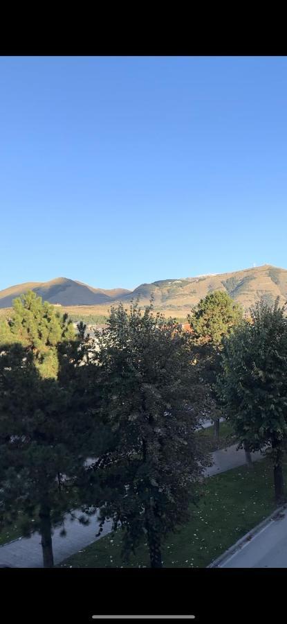 Villa Malo Guesthouse Korça Exteriör bild